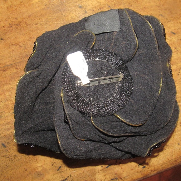 NWT CO $315 large statement brooch / pin black gold sequins beads - Picture 5 of 7